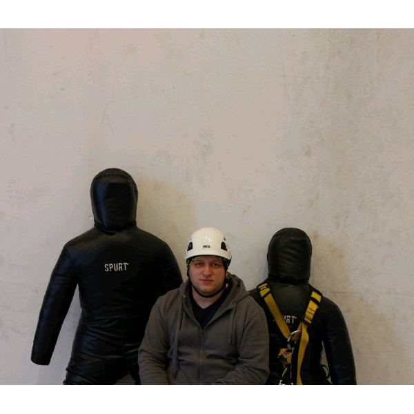 Манекен для тренувань рятувальників