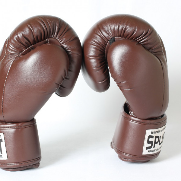 Боксерські рукавички Spurt 10 oz коричневий Bull